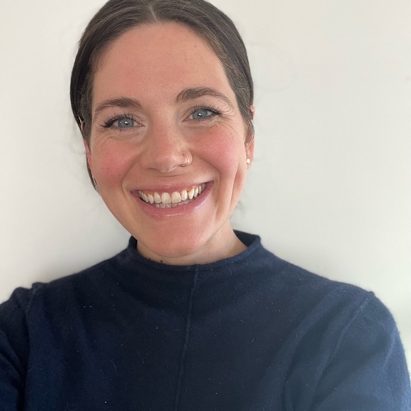 Meet your Posher, Nicole - Picture 3 of 14